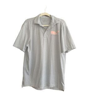 Vineyard Vines Teeshirt, good condition, small